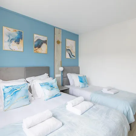 Spacious Montmartre - Sacre-coeur View & Balcony Apartament