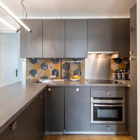 Spacious Montmartre - Sacre-coeur View & Balcony *