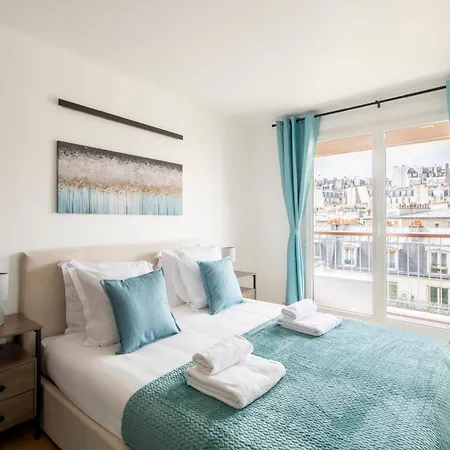 Spacious Montmartre - Sacre-coeur View & Balcony