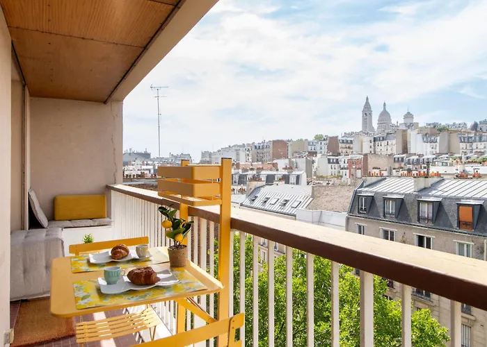 アパート Spacious Montmartre - Sacre-coeur View & Balcony パリ