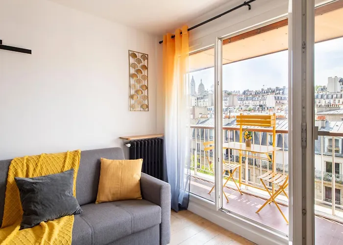 アパート Spacious Montmartre - Sacre-coeur View & Balcony パリ