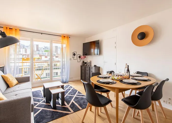 Spacious Montmartre - Sacre-coeur View & Balcony * パリ