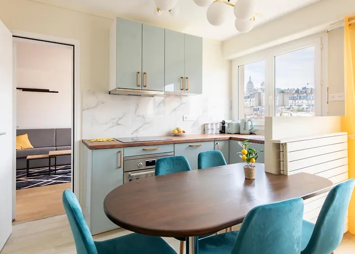 Spacious Montmartre - Sacre-coeur View & Balcony アパート パリ