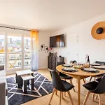 Spacious Montmartre - Sacre-coeur View & Balcony * Paris