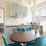 Spacious Montmartre - Sacre-coeur View & Balcony Apartamento Paris